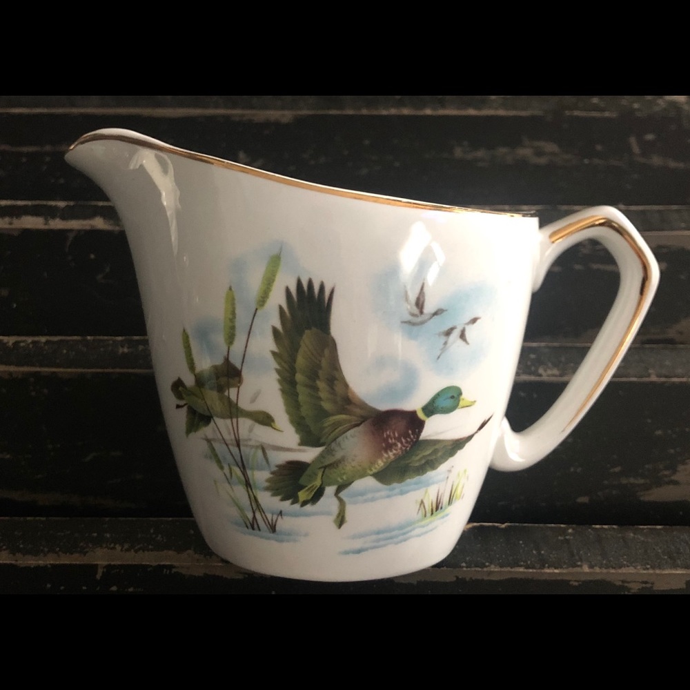 ALFRED MEAKIN Vtg Glo-White Ironstone Creamer Duck